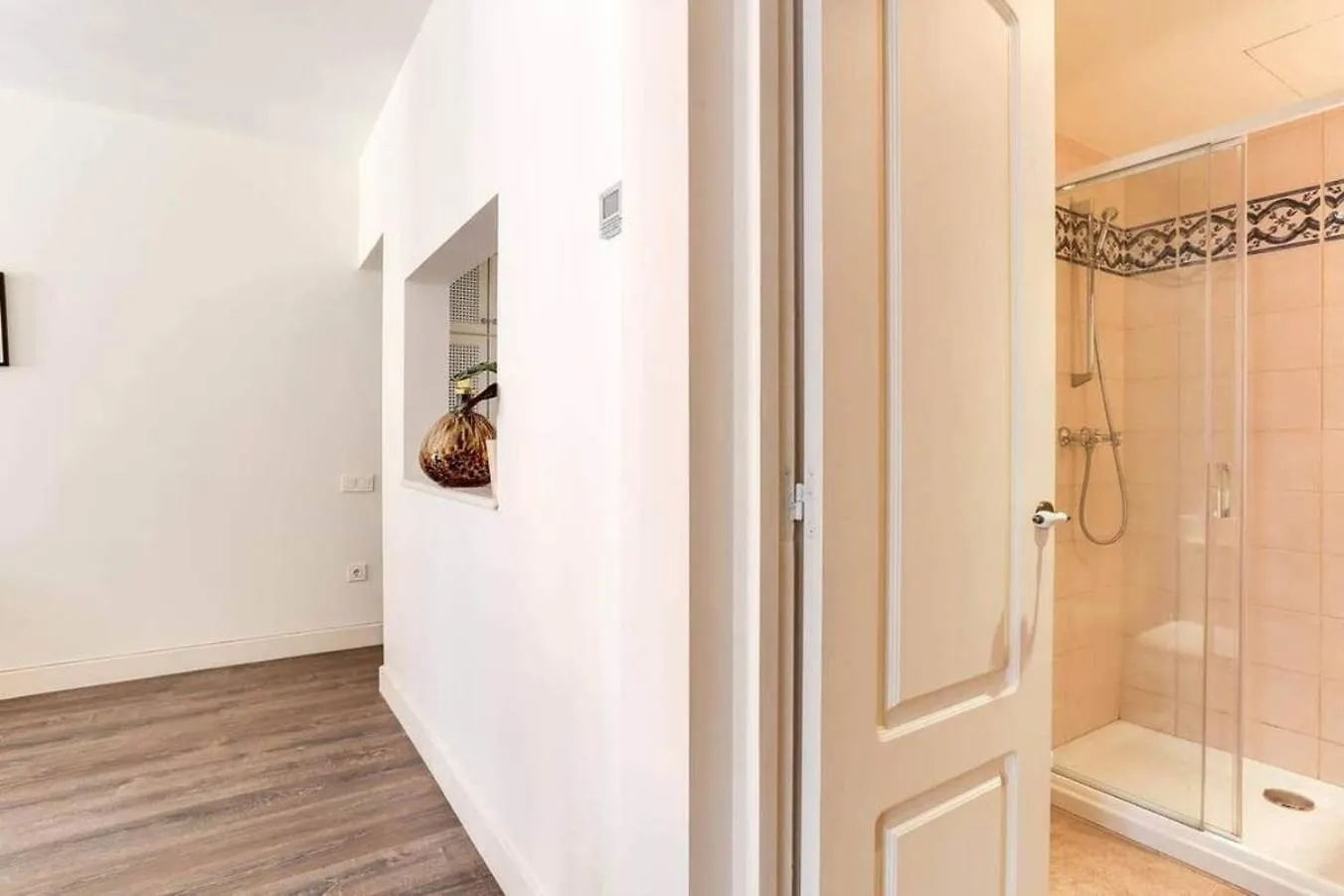 Stylish 2 Bdr In Trendy Gracia Lägenhet Barcelona
