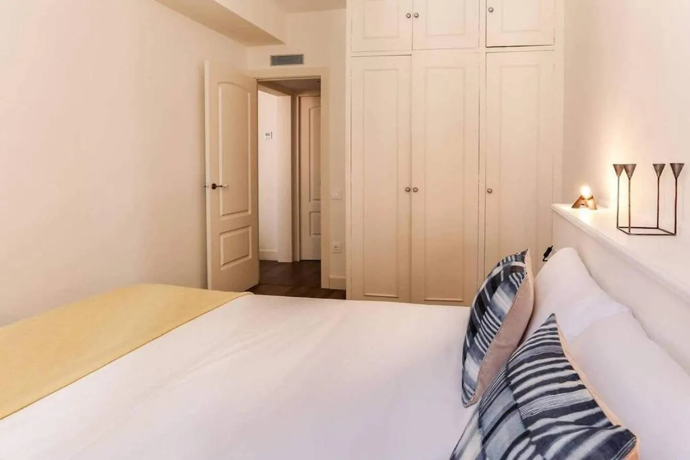 Stylish 2 Bdr In Trendy Gracia Lägenhet Barcelona Spanien